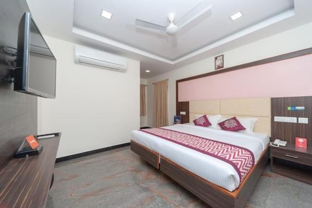 Famous Residency Ξενοδοχείο Tiruchirappalli Εξωτερικό φωτογραφία