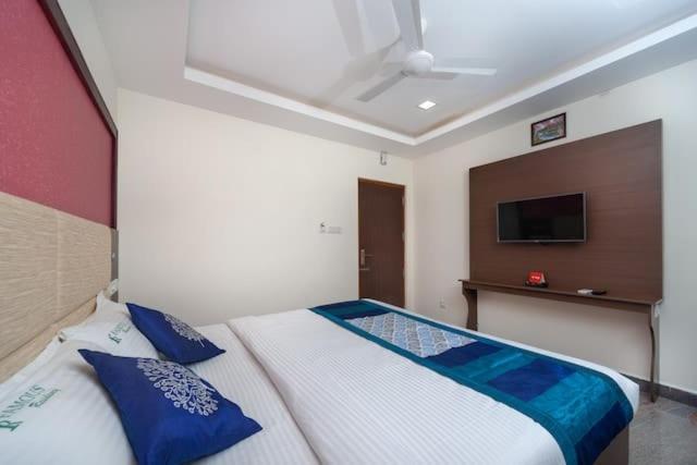 Famous Residency Ξενοδοχείο Tiruchirappalli Εξωτερικό φωτογραφία