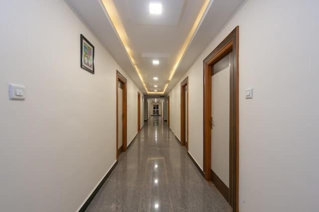 Famous Residency Ξενοδοχείο Tiruchirappalli Εξωτερικό φωτογραφία